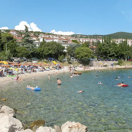 In Mit Privatem Parkplatz By Interhome Crikvenica