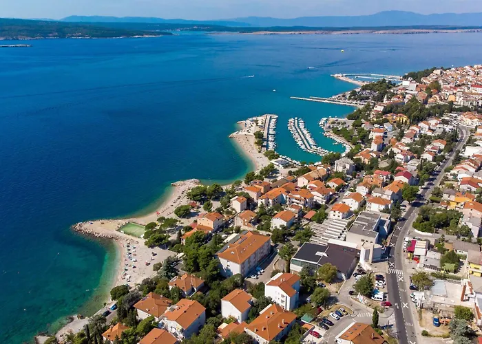 In Mit Privatem Parkplatz By Interhome Crikvenica